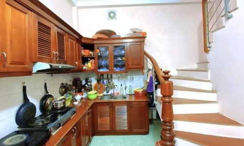 Nhà đẹp dân xây Dịch Vọng Cầu Giấy 42m, Mt 4.1m giá 4.9 tỷ 0343564283