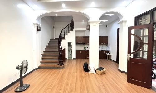 Nhà đẹp dân xây Dịch Vọng Cầu Giấy, gần ô tô, ở ngay 47m giá 5.9 tỷ 0343564283