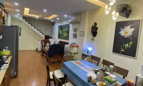 Nhà dân xây Trần Bình Cầu Giấy 48m, Mt 4.5m giá 5.8 tỷ 0343564283