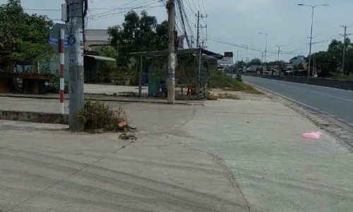 Nhà xưởng tổng Dt 5300m2 mặt tiền TL 830 xã Lương Bình, Bến Lức ,Long An giá 48 tỷ