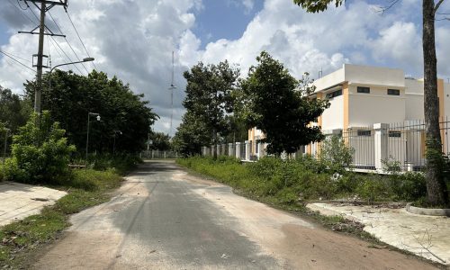 Về Sài Gòn Sống Cần Nhượng Lại 462m2 Đất Nằm Trong Khu Dân Cư, Đối Diện KCN-TT Hành Chính,T/Cư 100%,Shr,Giá Rẻ.