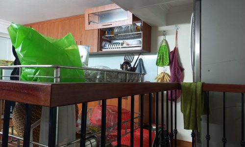 BÁN NHÀ TRUNG KÍNH CẦU GIẤY 46m2, 5 TẦNG MẶT TIỀN 3,6m GIÁ 12.3 TỶ