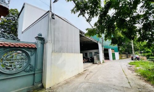 Bánh nhanh nhà xưởng 560m Cách đường 5A chỉ 300m, ô tô vào, giá tốt: lh 0835459289