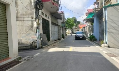 Cần bán nhà cấp 4 tại Như Quỳnh, Ô tô vào, cực đẹp: lh 0835459289