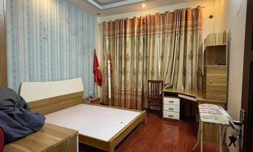 Bán nhà Hoàng Mai, 40m2 gần hồ chỉ 3.x tỷ (x tiểu học)