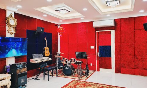 Nhà đẹp HXH vô nhà Cầm Bá Thước, PN, 5 tầng full NT, 4PN, 5.2m*15m, 17.9 tỷ