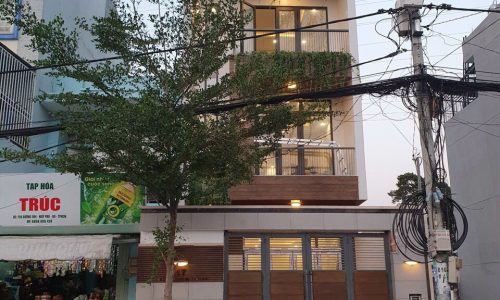 Nhà mặt tiền đường 904 Hiệp phú DT 67m đúc 4 lầu vị trí đẹp
