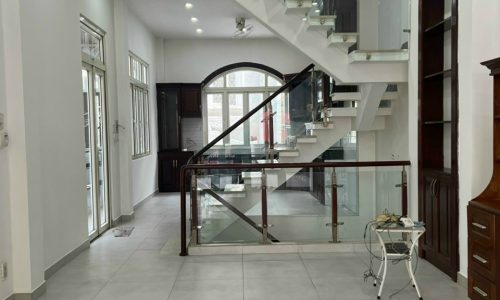 Cho thuê căn góc 2 mặt tiền 7x17m đường Lam Sơn và Phan Đăng Lưu