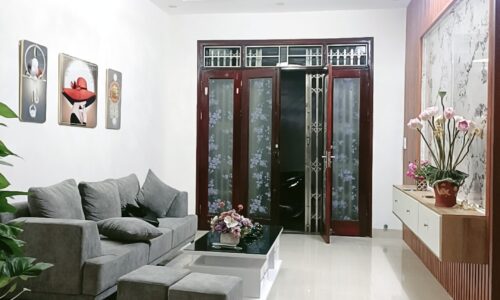 Tặng full nội thất xịn, 25m ô tô tránh, mới ở ngay bán nhà Phạm Ngọc Thạch
