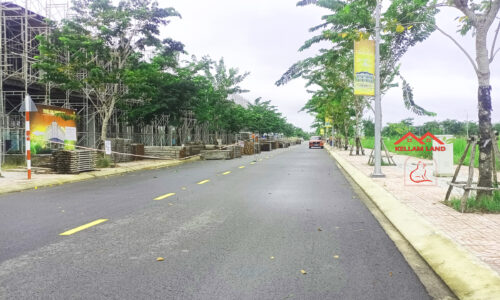 Giảm 980 tr bán gấp nền đất 100m2 đối diện trung tâm thương mại