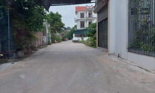 Chính chủ bán lô góc tại Thị Trung, 96m, đường ô tô vào thoải mái. Lh 0835459289