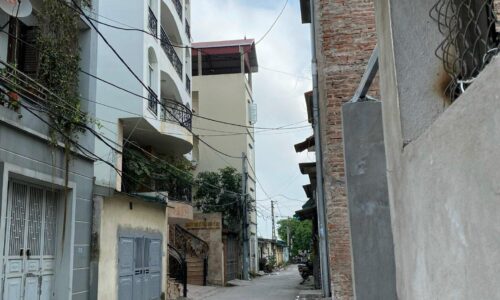 Bán 40m2 đất Trâu Quỳ đường 5m oto tránh giá 3 tỷ lẻ