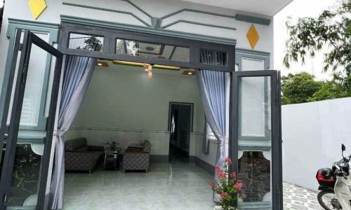 Bán gấp nhà đẹp mới xây 152m2 ngay Trần Văn Chẩm,Củ Chi,giá 730 triệu.